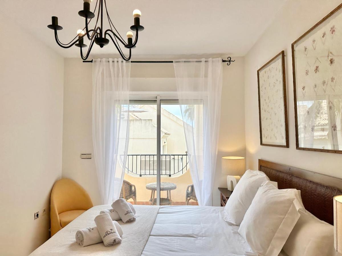 El Arenal Townhouse By The Beach With Swimming Pool - Eaw Homes Marbella Bagian luar foto